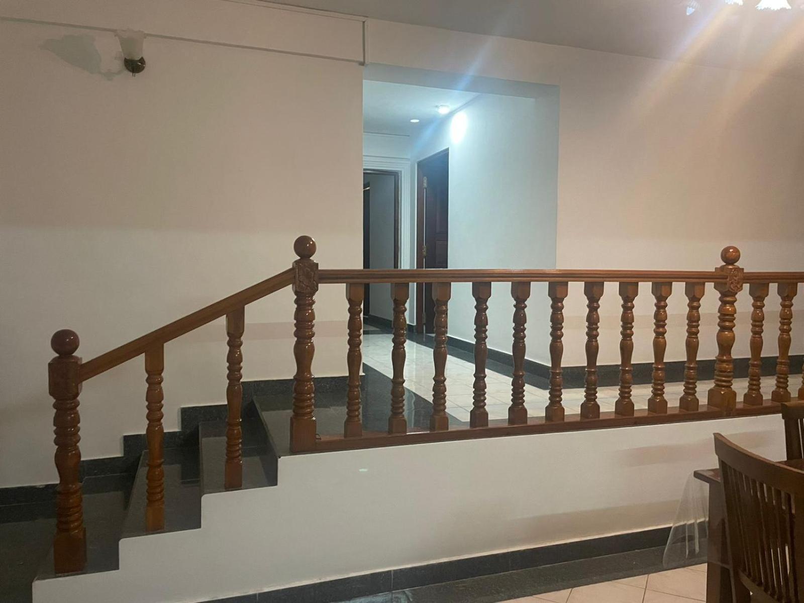 Hotel Mila Boutique Airport Seeduwa Esterno foto